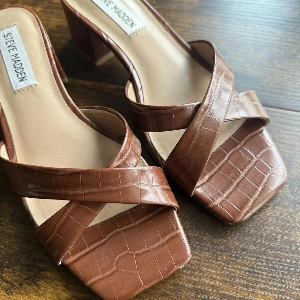 Steve Madden Women's Size 6 Brown Croc Embossed Slide Sandals Block Heel